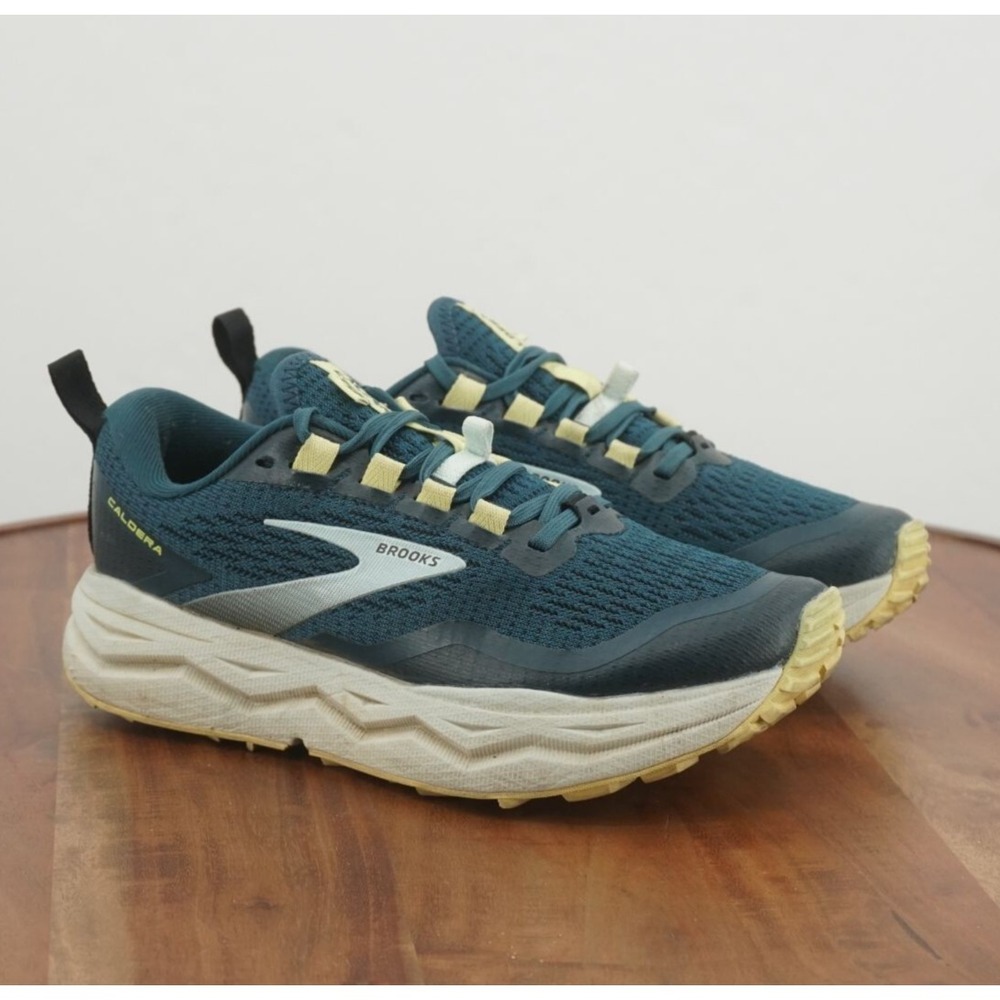 Brooks Blue Athletic Shoes with Cushioned Midsole